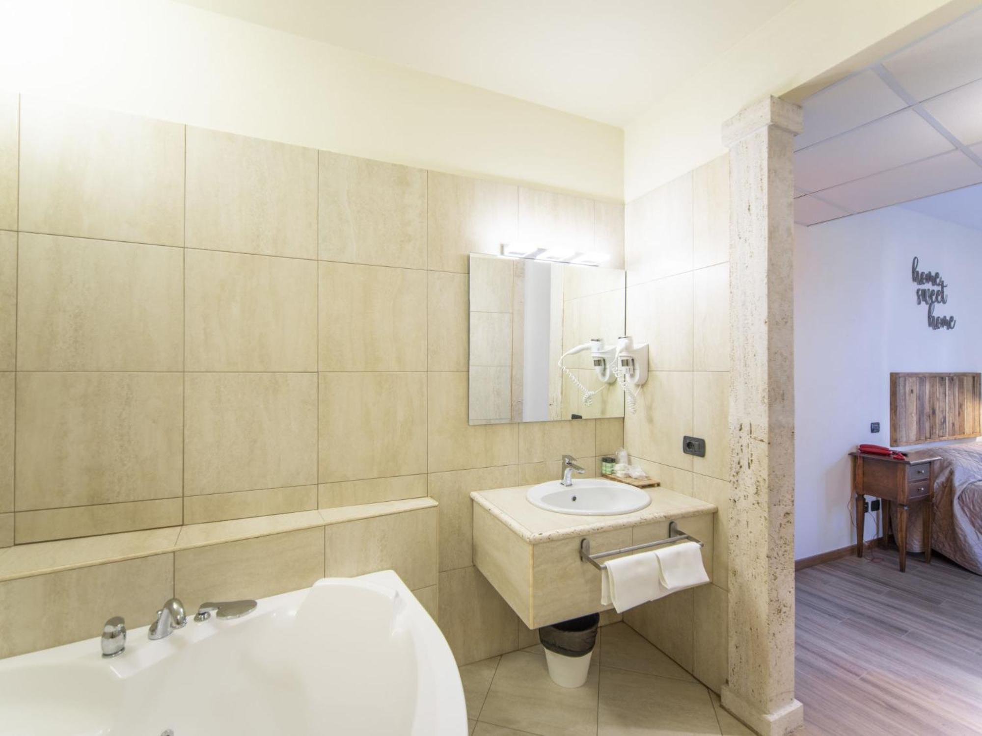 Holiday Home Borgo Carradori By Interhome ลูชินญาโน ภายนอก รูปภาพ